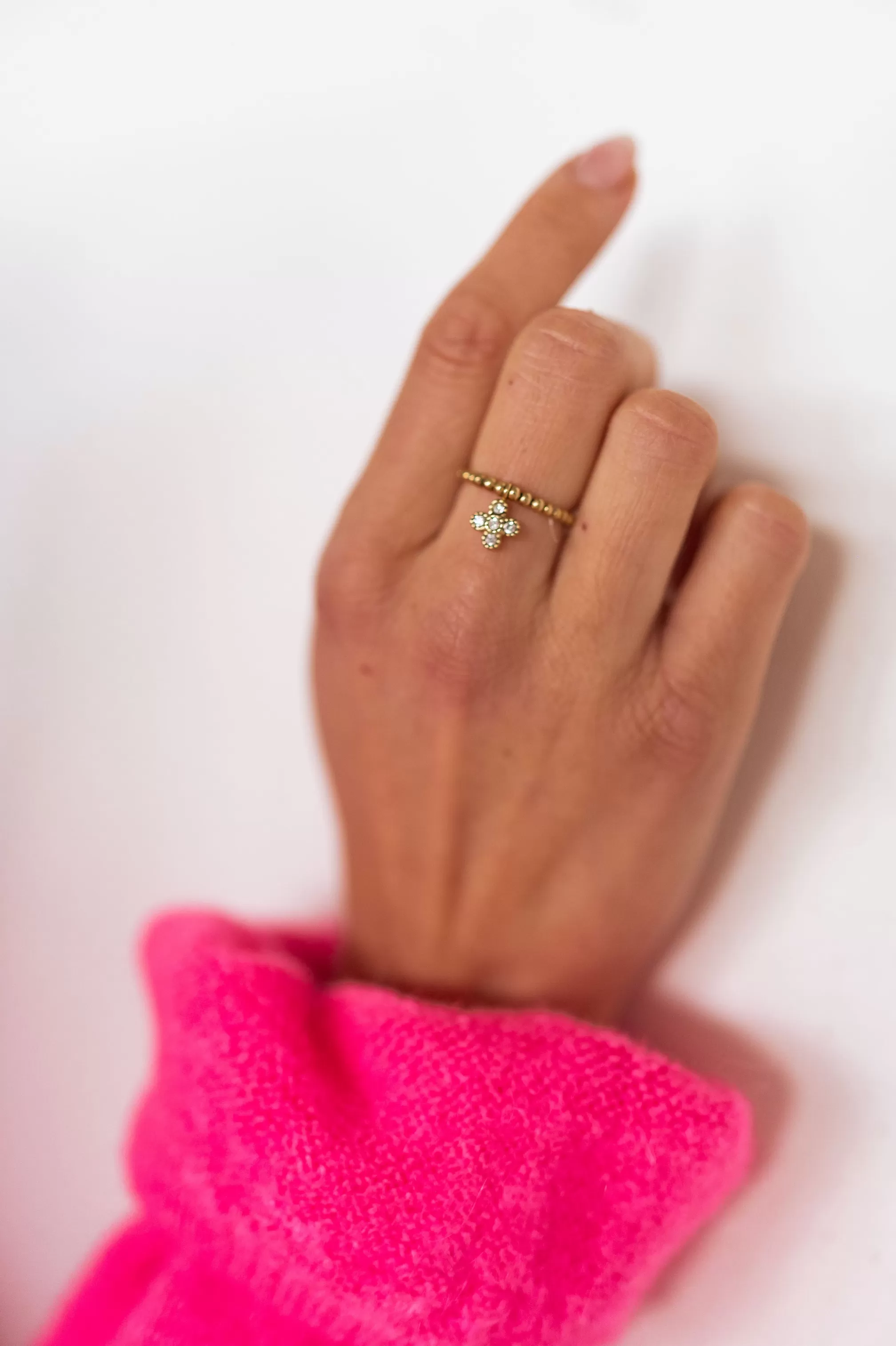 Cross Ring Golden | Cross Ring | Ready-to-Wear Online | -Easy Clothes New