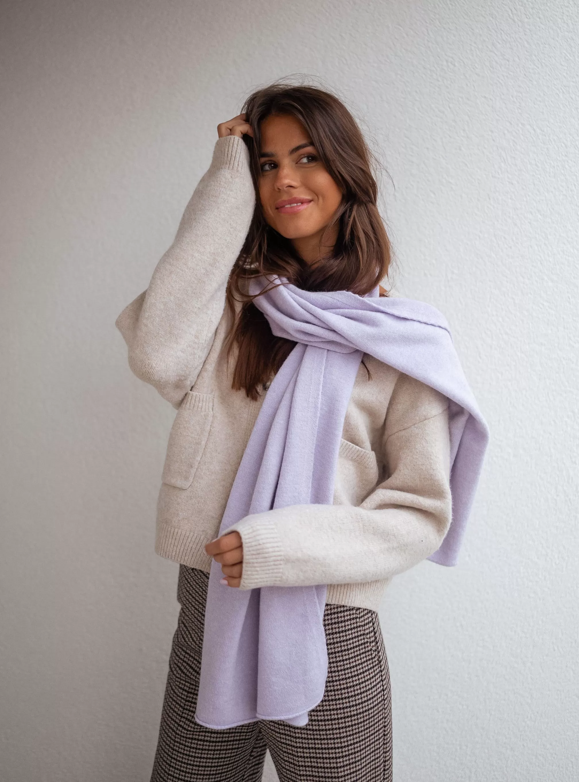 Devin Scarf - -Easy Clothes Store