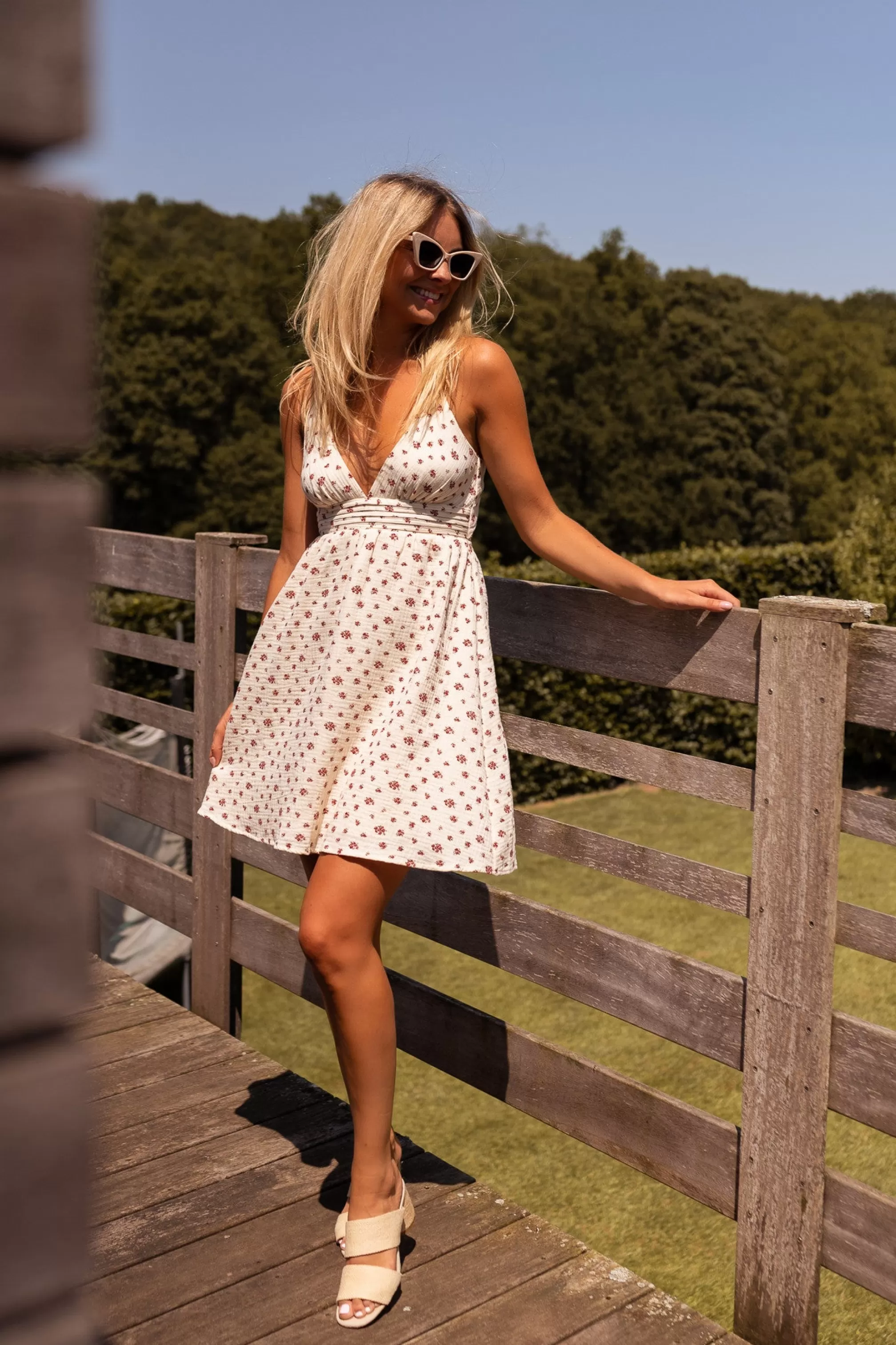 Dress Adriana Ecru Red Flowers | Dress Short Trapeze | Ready To-Porter Online | -Easy Clothes Flash Sale