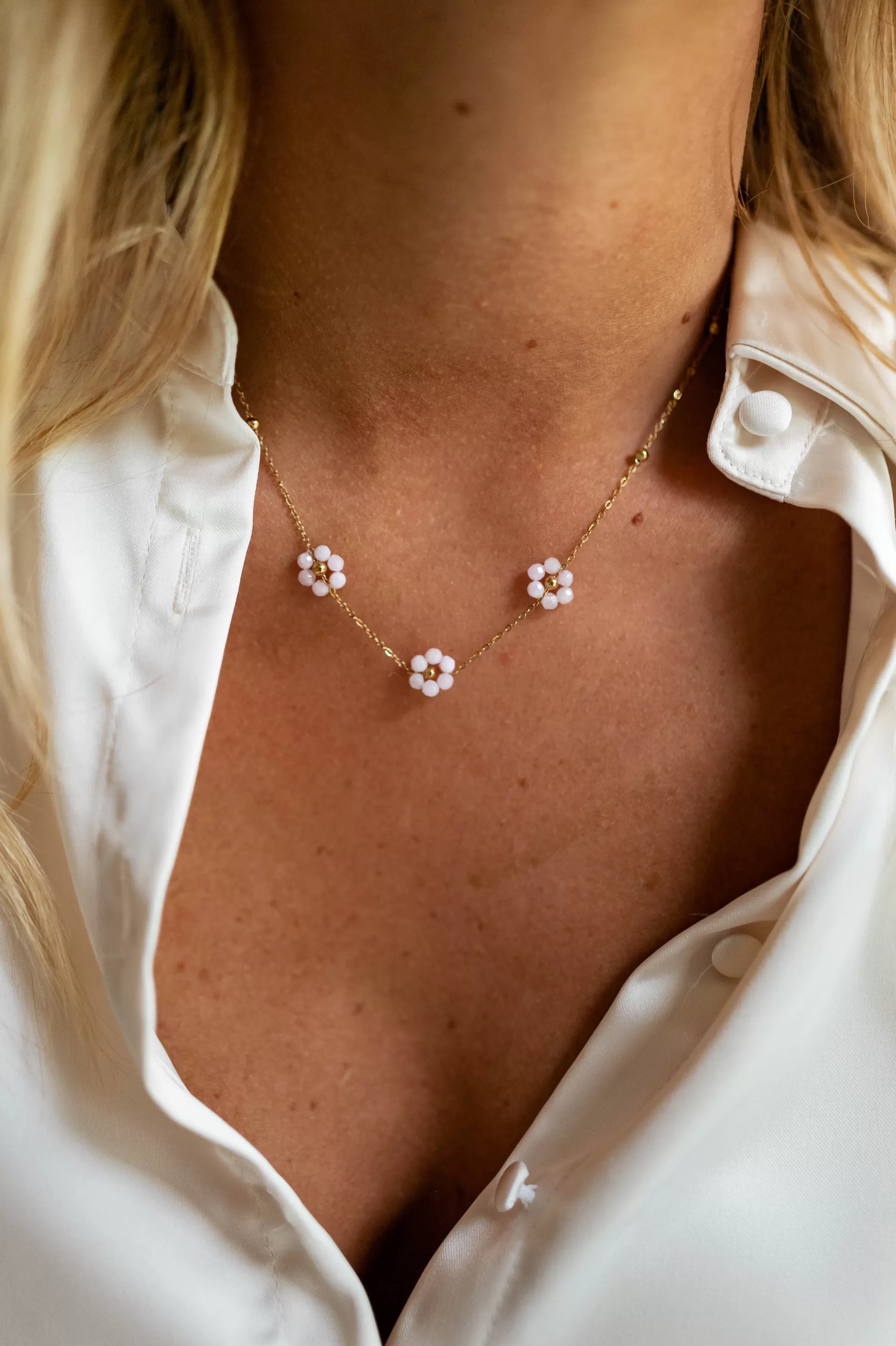 Flowi Necklace Pink And Golden | Flower Necklace | Ready To-Porter Online -Easy Clothes Store