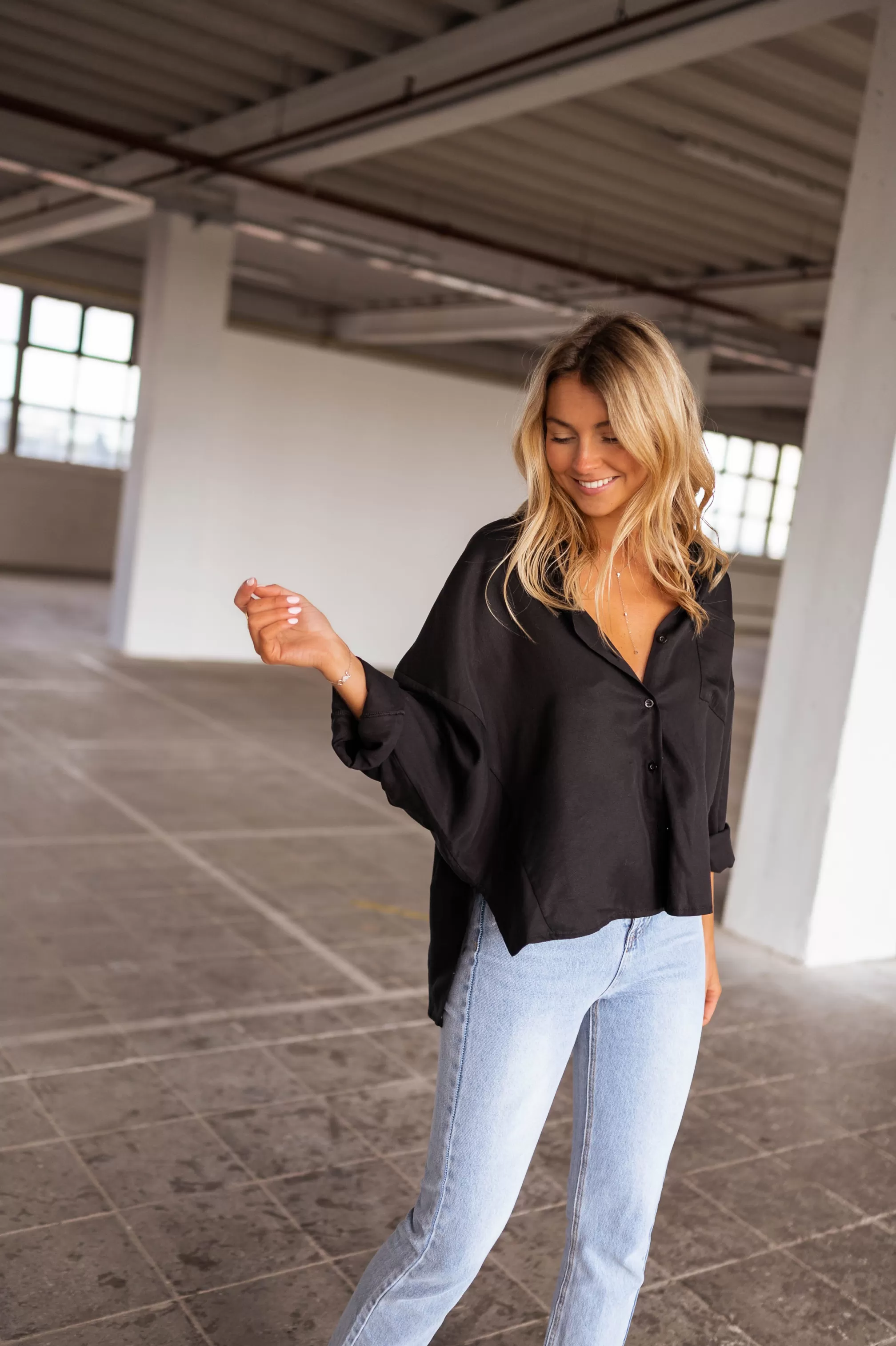 Ines Shirt Black | Satin Shirt Loose | Ready To-Porter Online | -Easy Clothes Online